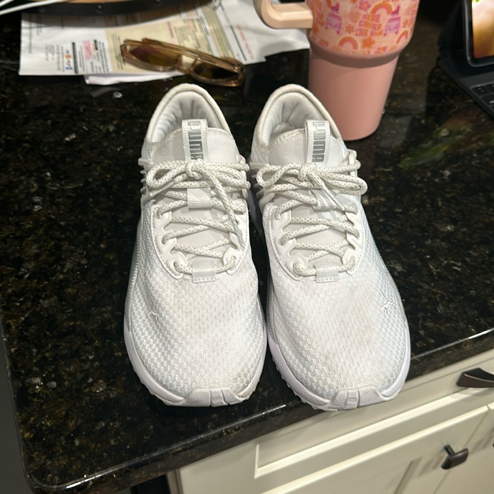 Puma tennis shoes